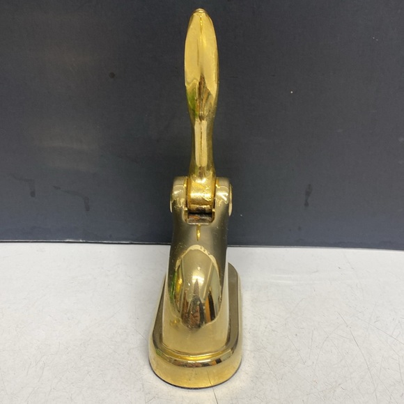 Royal Mark Embosser D'Elegance Gold Personal Manual Stamper - Picture 7 of 17